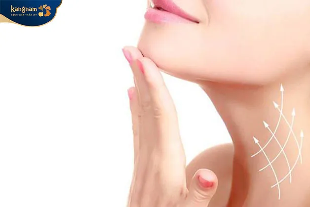 Da cổ có dấu hiệu "xuống cấp" nhanh chóng sau độ tuổi 40