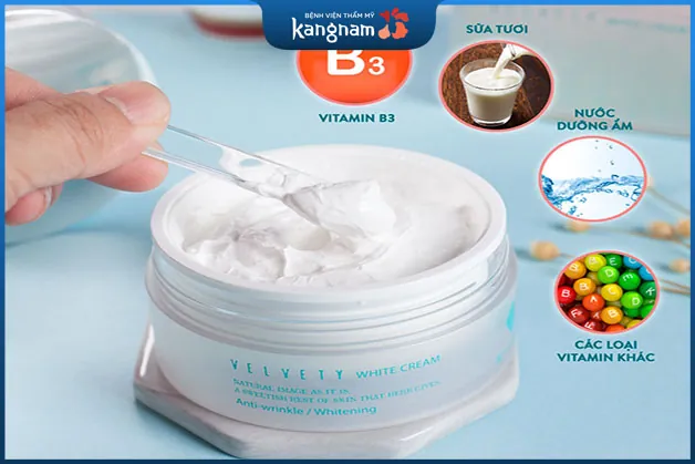 Chất kem dịu nhẹ thẩm thấu nhanh vào da 