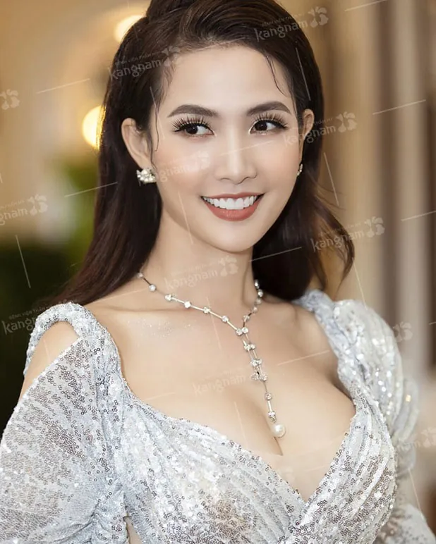 Vòng 1 nóng bỏng, quyến rũ