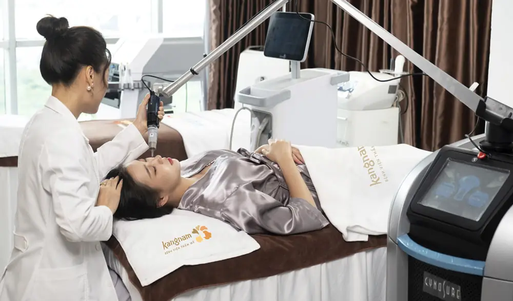 Hoa hậu Hàn Quốc 2022 chăm sóc da tại Kangnam