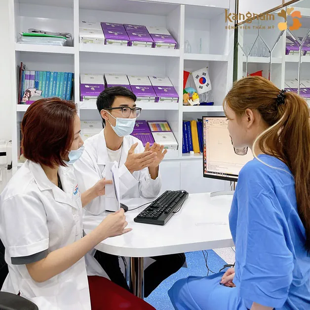 Đội ngũ bác sĩ chu đáo