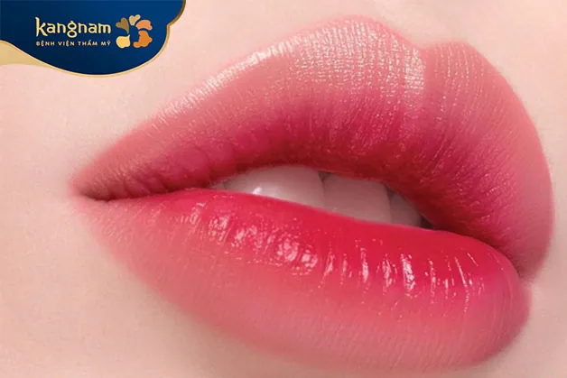 Chi phí phun môi collagen rất đa dạng