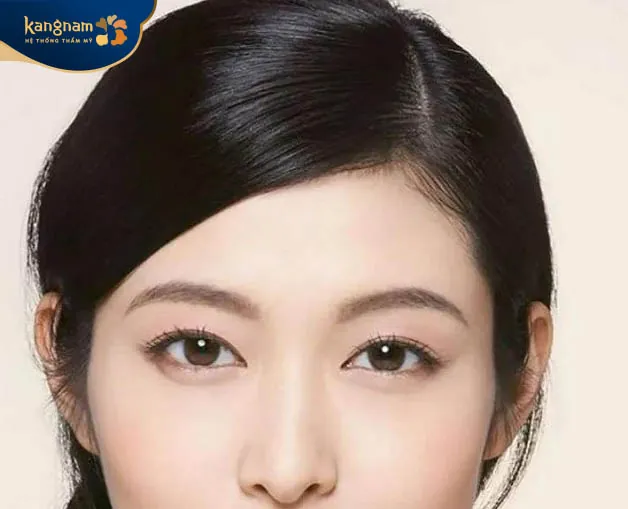 Người sở hữu lông mày lá liễu rất thông minh, hoạt bát, kỹ năng giao tiếp tốt