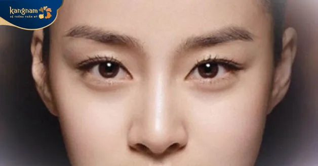 Lông mày tằm ở phụ nữ là dáng lông mày thường thấy ở những người khôn khéo, có tướng số giàu sang