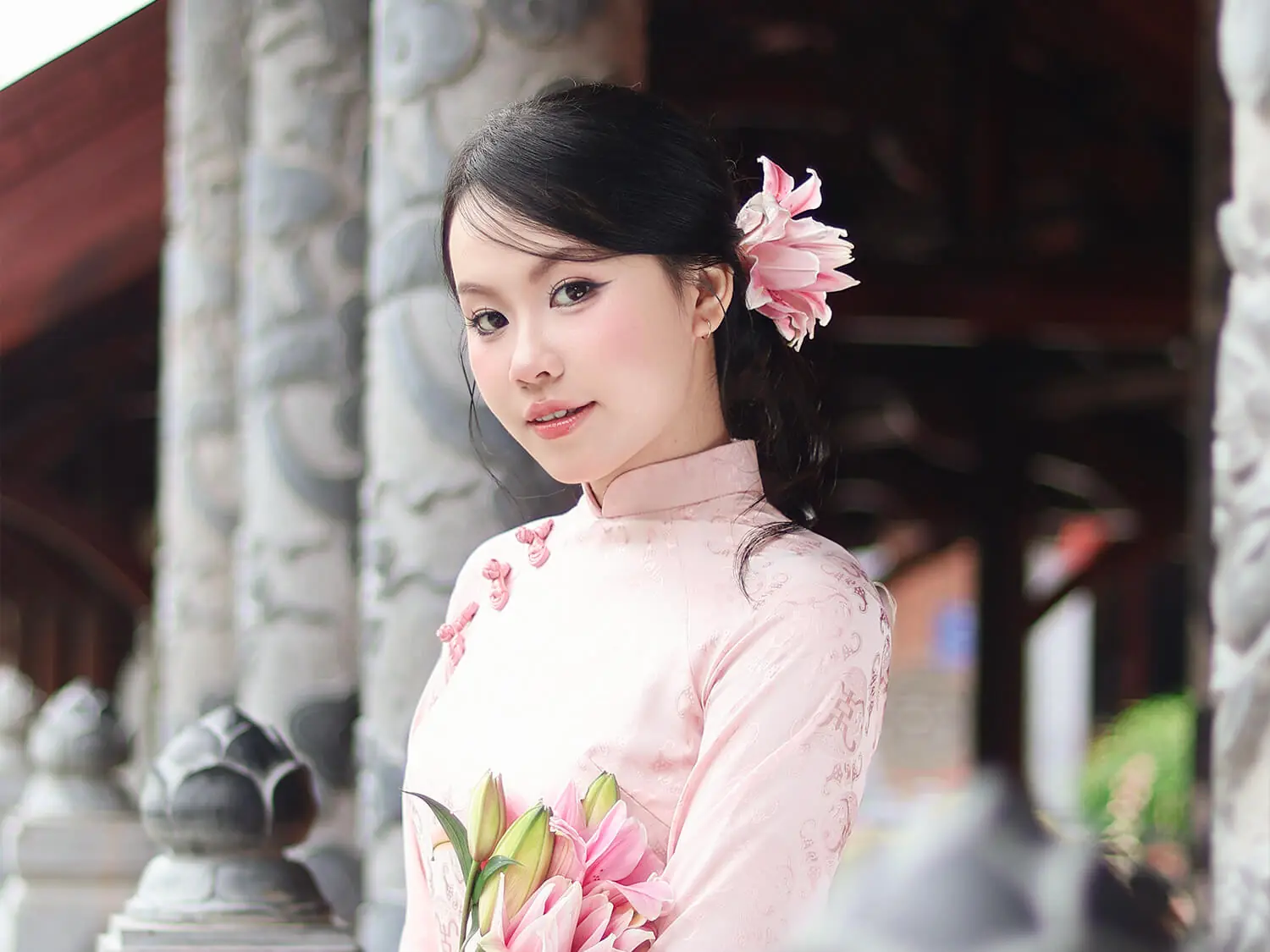 Sau chỉnh hàm khuôn mặt của Quyên đã cân đối và hài hòa hơn