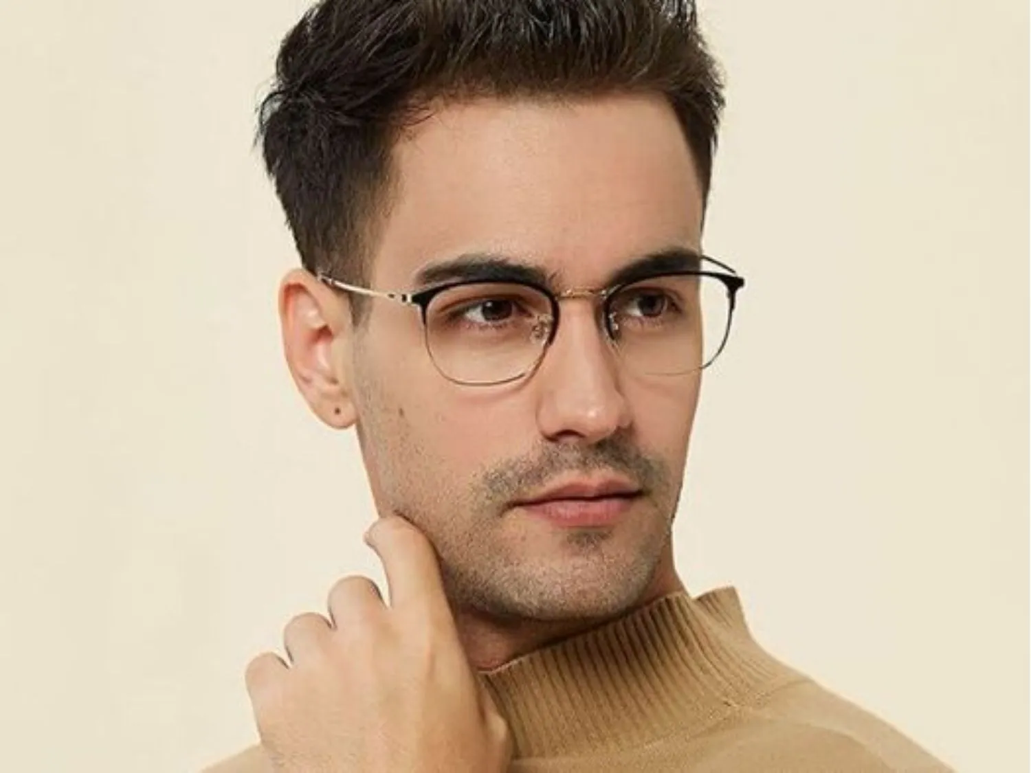 Mặt kim cương đeo kính