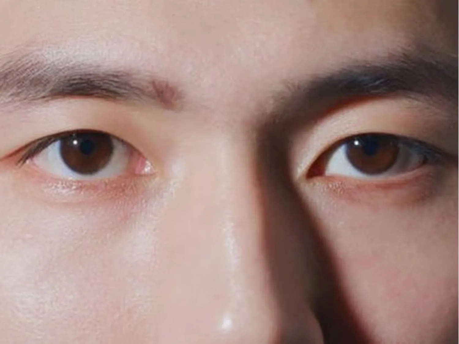 Nam giới mắt to mắt nhỏ có tính cách nóng vội