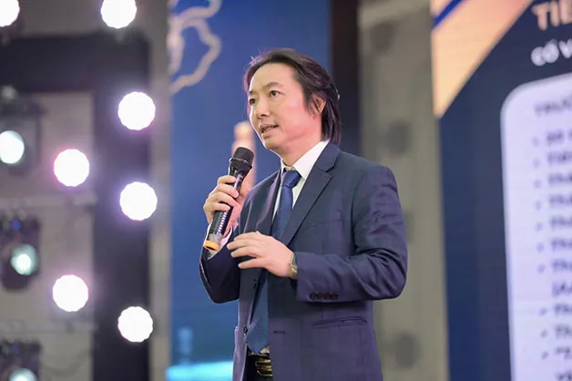 Tiến sĩ, Bác sĩ Richard Huy giống như một người “thuyền trưởng" truyền lửa cho đội ngũ bác sĩ Kangnam