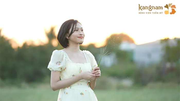 Mùa Xuân đã trở lại với cô gái đeo vương miện sắt