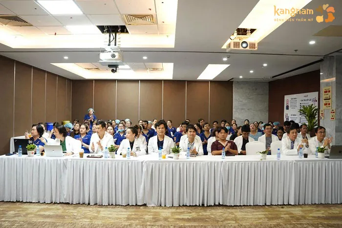 Sự kiện có sự tham gia của Ts.Bs Võ Tiến Huy, Ban lãnh đạo Bệnh viện cùng toàn thể y bác sĩ, điều dưỡng Kangnam