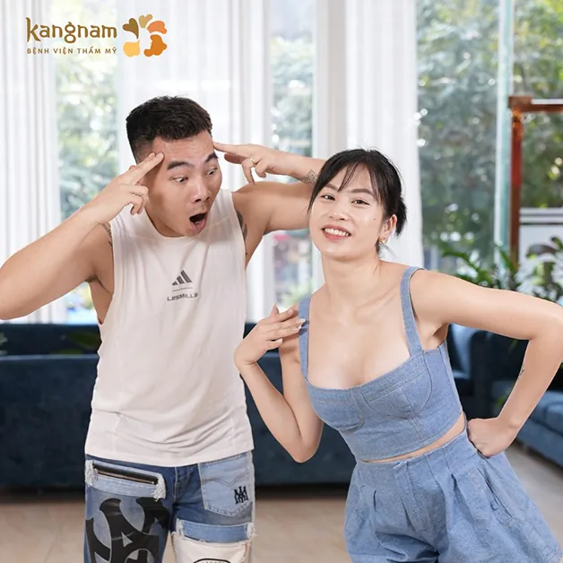 Frankie sau khi nâng ngực đã tự tin hơn trước ông xã, thoải mái khoe vòng 1 căng tròn
