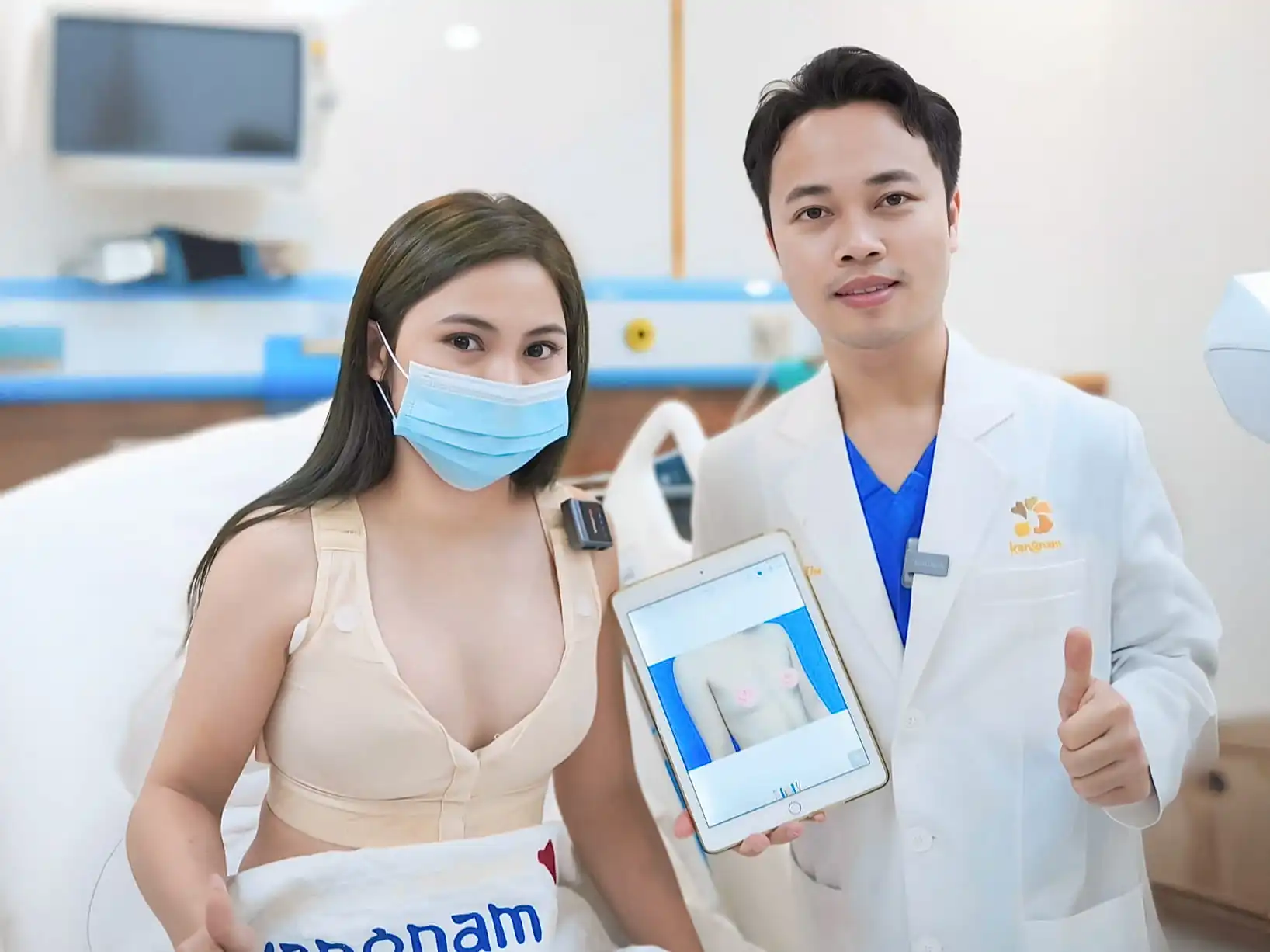 Bác sĩ vui vẻ, thân thiện