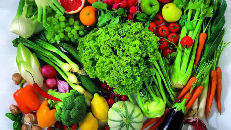 Bổ sung nhiều rau xanh, vitamin c cho cơ thể sau hút mỡ để tăng cường sức đề kháng, thúc đẩy sản sinh collagen tự nhiên