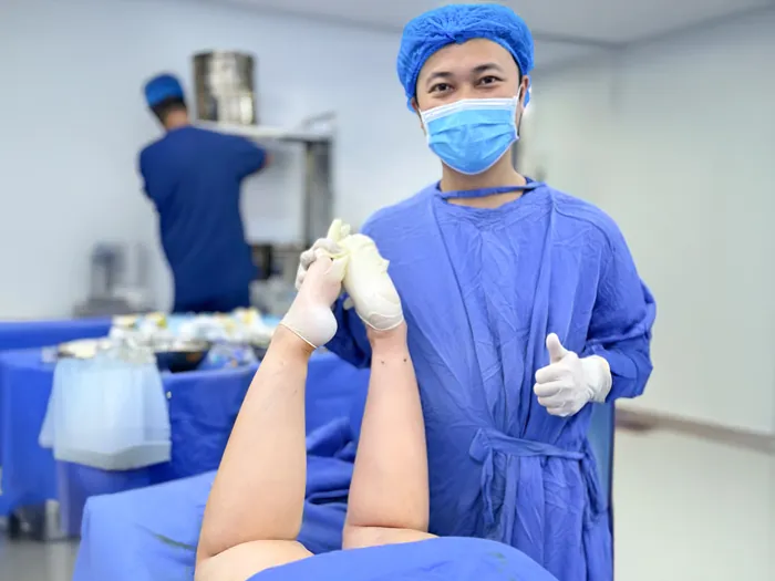Vết rạch nhỏ được giấu kín sau khi hút mỡ
