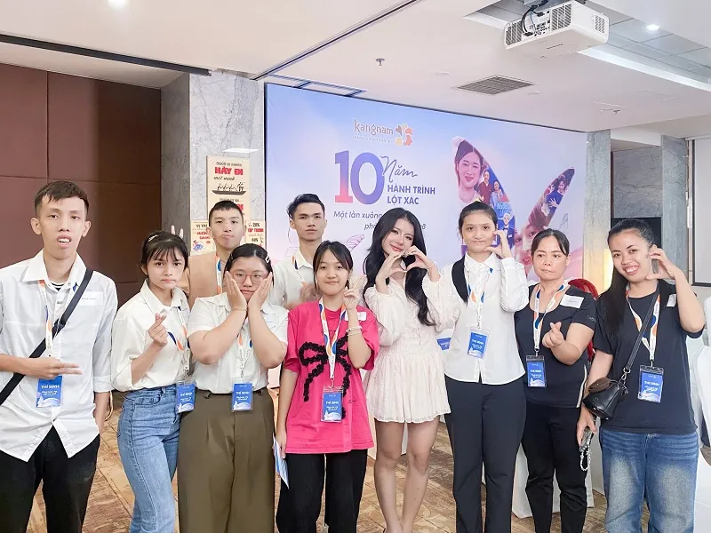 Hành Trình Lột Xác thu hút sự tham gia của đông đảo các thí sinh