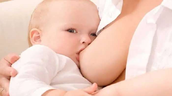 Phụ nữ vẫn cho con bú được nếu nâng ngực được quầng