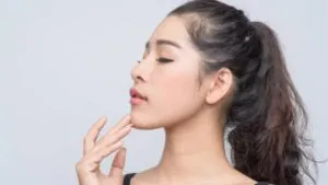 Thu gọn cằm và độn cằm khác nhau thế nào? So sánh sự khác biệt giữa 2 phương pháp